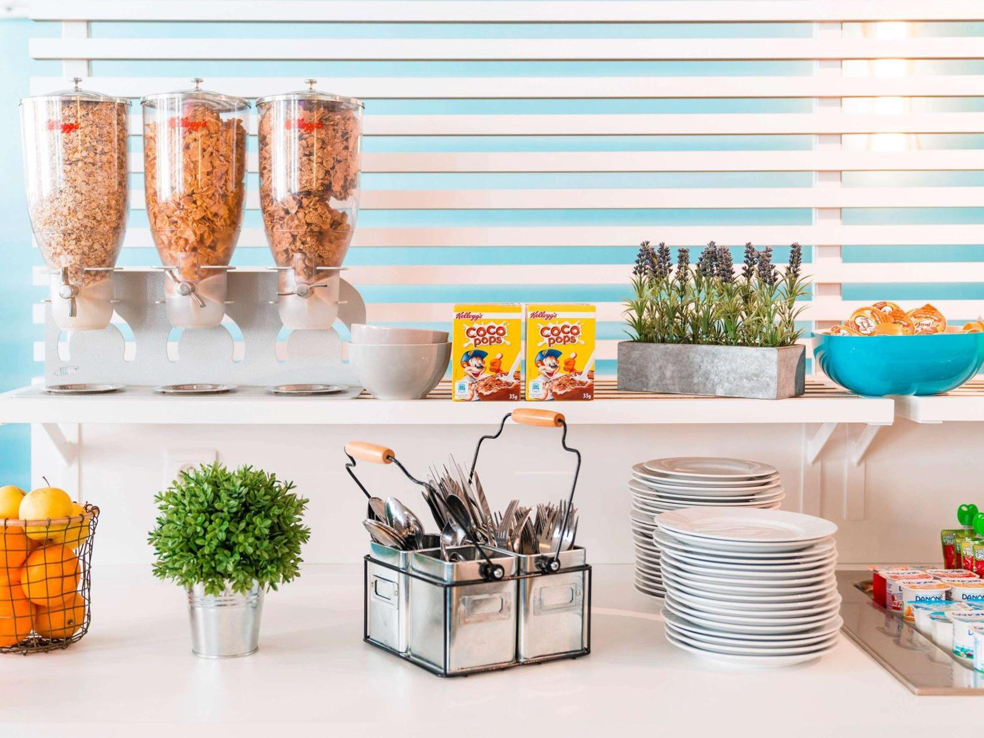 Ibis Styles Marseille Centre Prado Place Castellane Εξωτερικό φωτογραφία