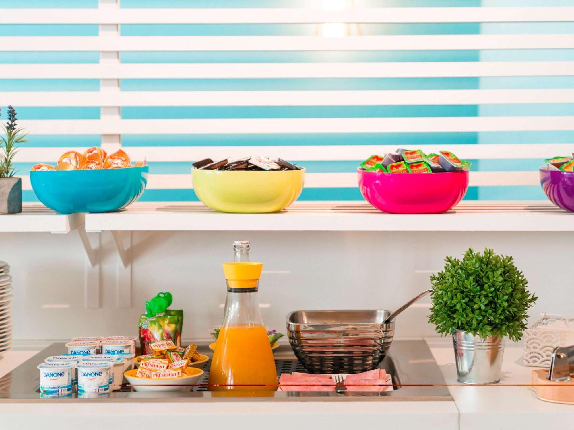 Ibis Styles Marseille Centre Prado Place Castellane Εξωτερικό φωτογραφία